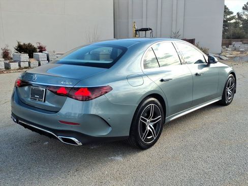 New 2026 Mercedes-Benz E 350 4MATIC Sedan image 6
