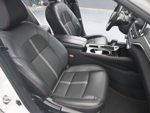 Used 2024 Nissan Altima 2.5 SR FWD image 20