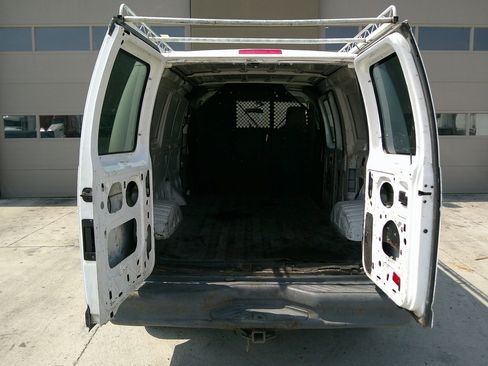 Used 2009 Ford E-250 and Econoline 250 RWD image 8