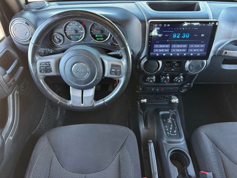Used 2016 Jeep Wrangler Unlimited Sport AWD/4WD image 5