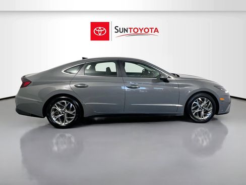 Used 2023 Hyundai Sonata SEL image 2