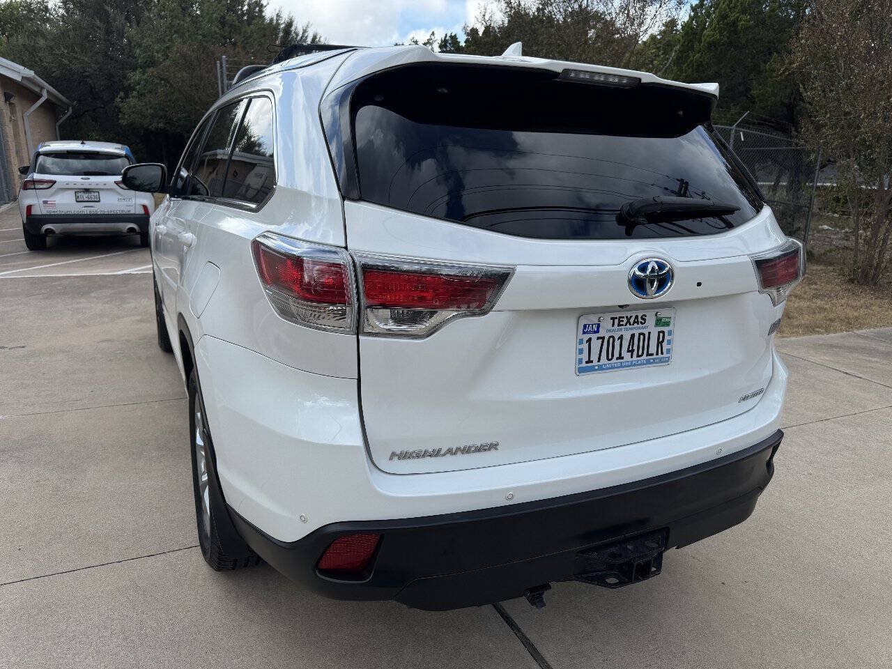 Used 2016 Toyota Highlander Limited Platinum AWD/4WD image 8