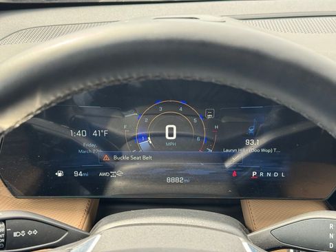 Used 2025 Chevrolet Equinox ACTIV w/ Safety and Technology Package image 35