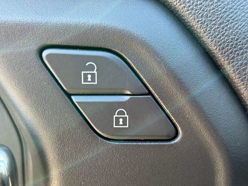 Used 2024 Chevrolet Silverado 1500 Custom Trail Boss image 26