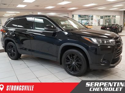 Used 2019 Toyota Highlander SE