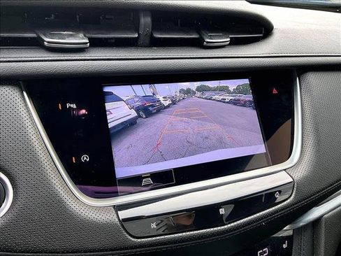 Used 2021 Cadillac XT5 Luxury FWD image 21
