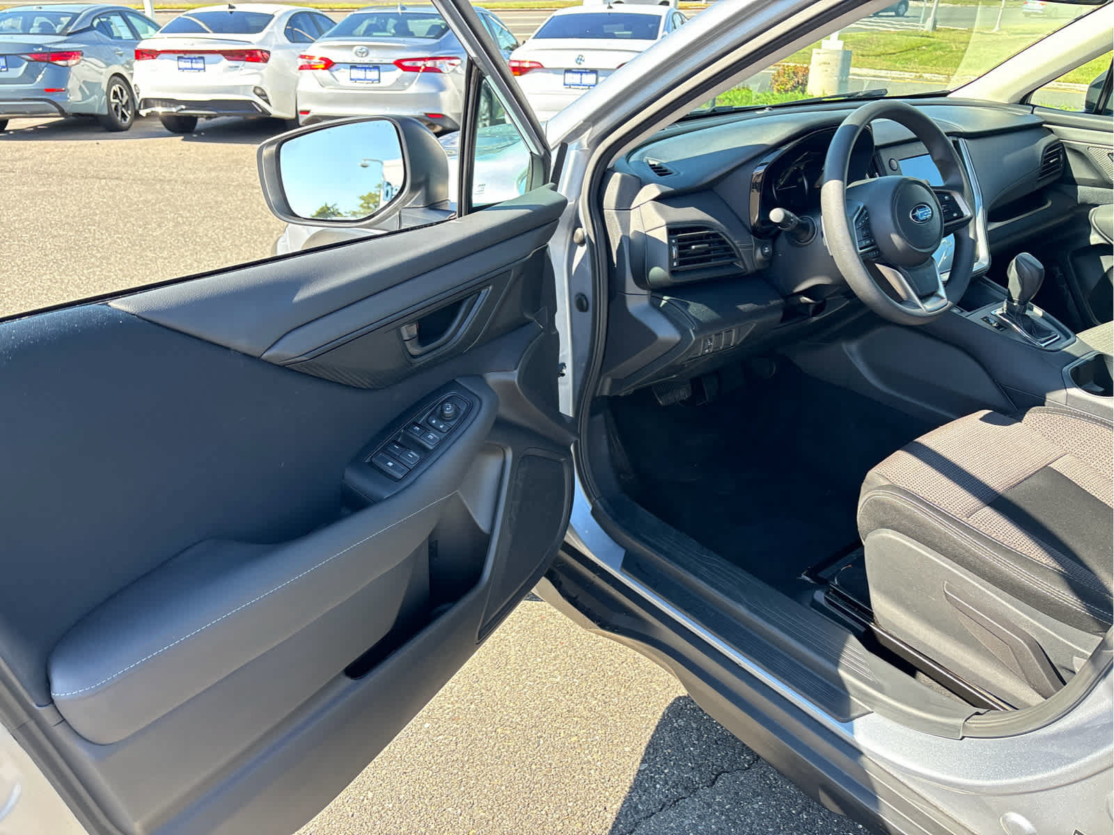 Used 2024 Subaru Outback AWD/4WD image 7