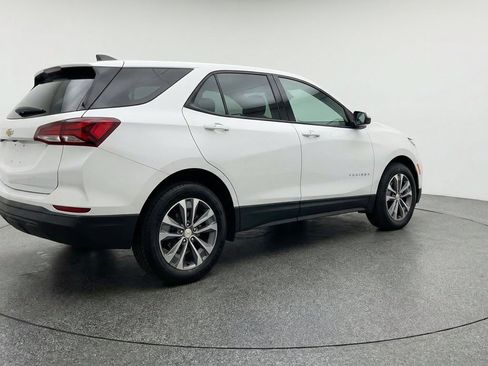 Used 2025 Chevrolet Equinox LT FWD image 9