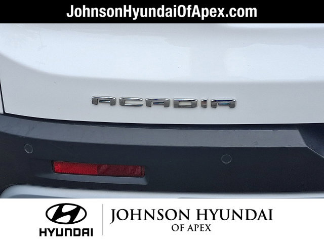 Used 2023 GMC Acadia SLE FWD image 25