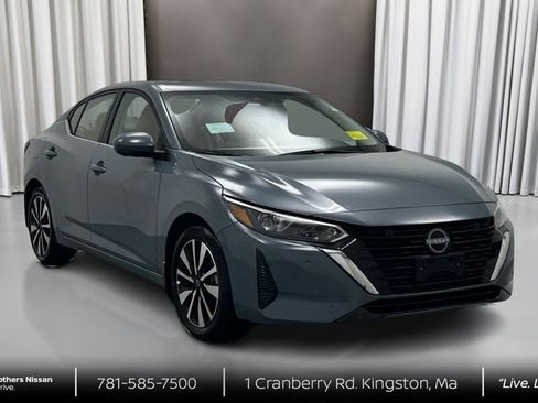 New 2025 Nissan Sentra SV w/ SV Premium Package image 3