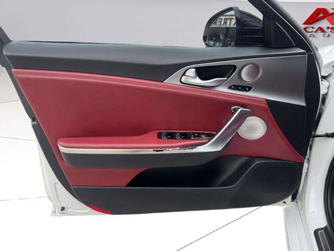 Used 2021 Kia Stinger GT1 RWD image 10
