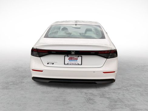 Used 2023 Honda Accord EX image 5