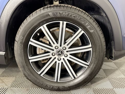 Used 2024 Mercedes-Benz GLE 450 4MATIC image 29