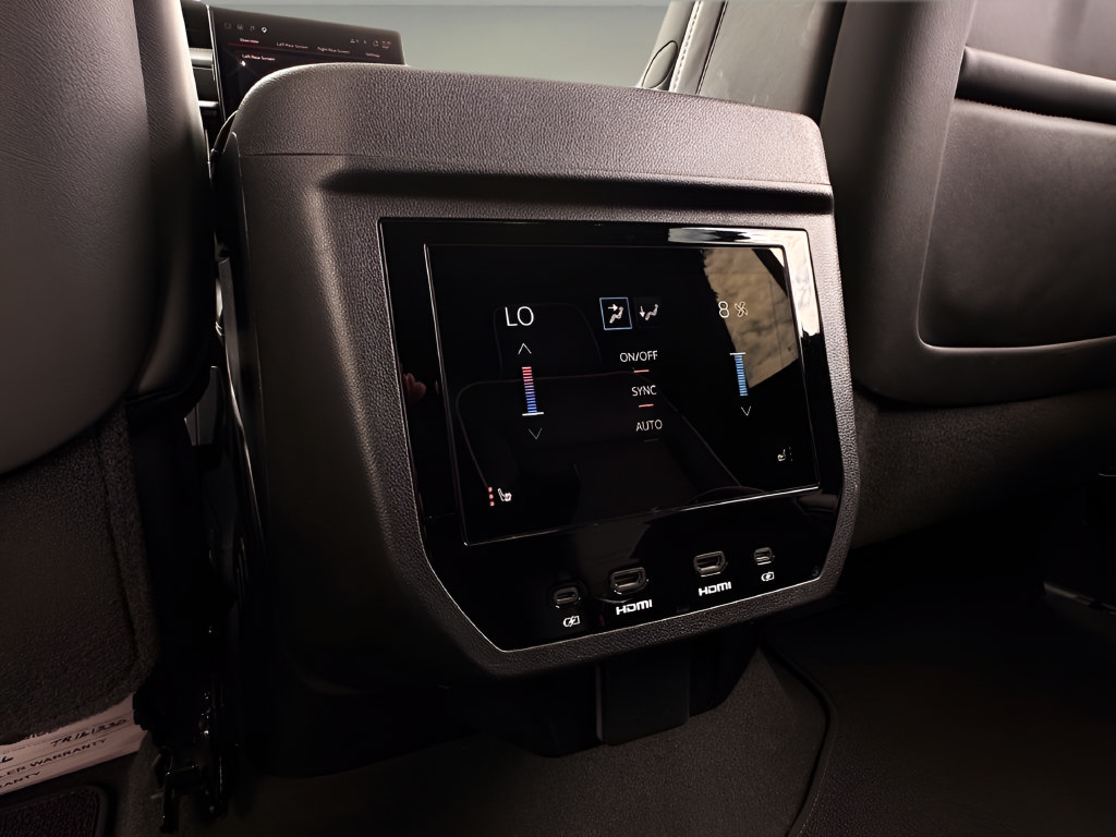 Used 2026 GMC Yukon AT4 Ultimate AWD/4WD image 20