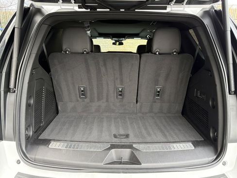 Used 2023 Chevrolet Tahoe Z71 w/ Luxury Package image 18