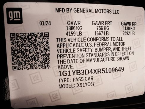 Used 2024 Chevrolet Corvette Stingray Preferred Conv w/ Z51 Performance Package RWD image 32