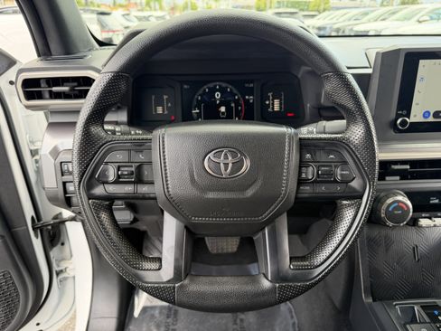 Used 2025 Toyota Tacoma SR5 RWD image 17