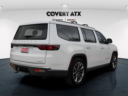 Used 2022 Jeep Wagoneer Series III w/ Premium Group I image 7