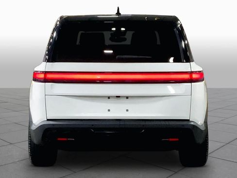Used 2023 Rivian R1S Launch Edition Quad AWD/4WD image 4