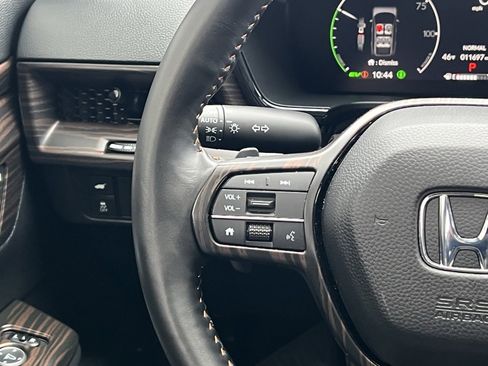 Used 2025 Honda CR-V Sport Touring image 21