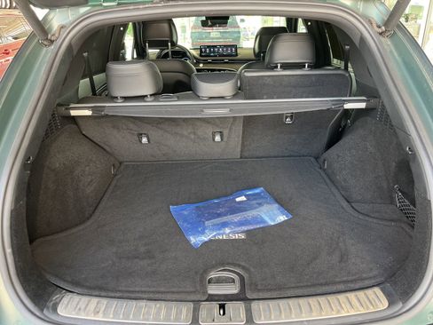 Used 2023 Genesis GV70 2.5T w/ Sport Prestige Package AWD/4WD image 36