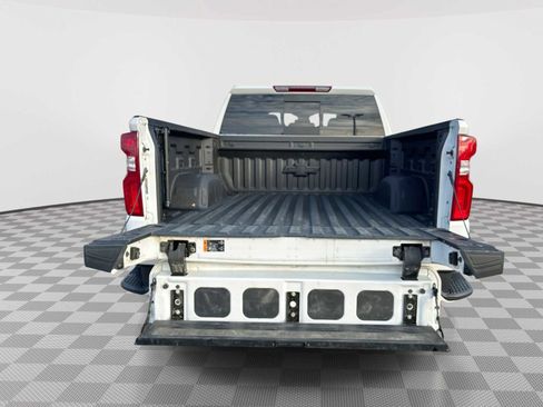 Certified 2024 Chevrolet Silverado 1500 RST w/ Redline Edition image 27