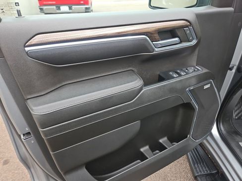 Used 2023 Chevrolet Silverado 1500 RST AWD/4WD image 10