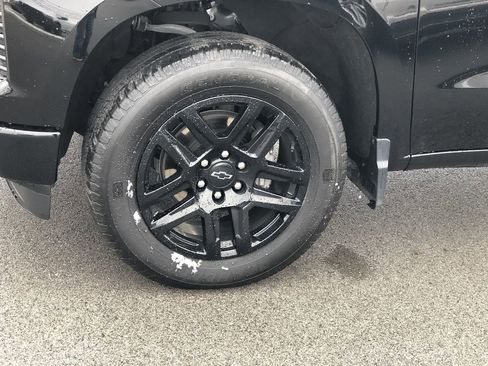 Used 2023 Chevrolet Silverado 1500 RST w/ Convenience Package II image 2