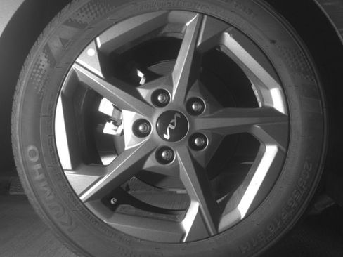 Used 2025 Kia K4 FWD image 18