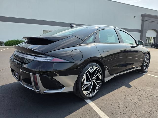 Used 2023 Hyundai Ioniq 6 SEL AWD/4WD image 7