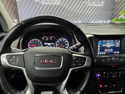 Used 2018 GMC Terrain SLE w/ Driver Convenience Package image 19