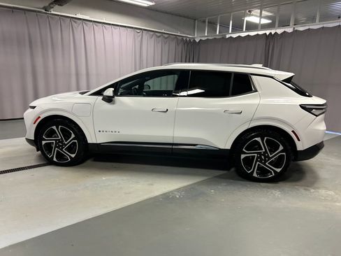 Used 2024 Chevrolet Equinox EV LT image 4