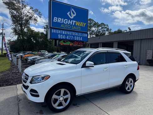 Used 2017 Mercedes-Benz GLE 350 w/ Premium 1 Package image 1
