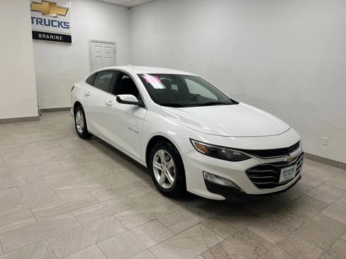 Used 2023 Chevrolet Malibu LT FWD image 11