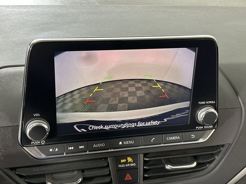 Used 2022 Nissan Altima 2.5 SV image 51