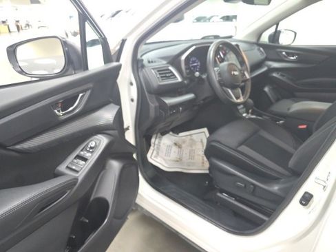 Used 2024 Subaru Ascent Premium w/ Convenience Package image 13