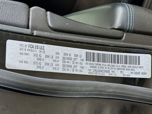 Used 2019 Jeep Grand Cherokee Laredo RWD image 23