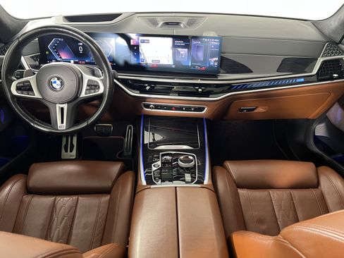 Used 2023 BMW X7 M60i w/ Executive Package image 23