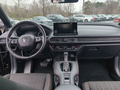 Certified 2025 Honda HR-V Sport image 18