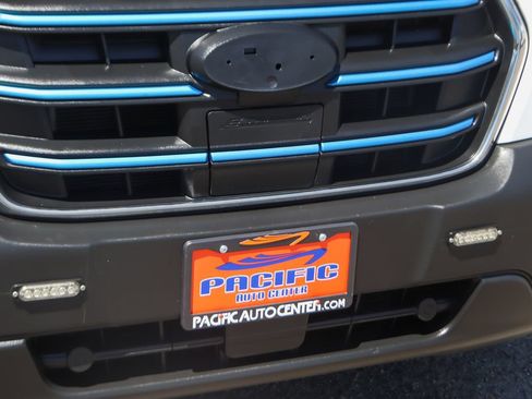 Used 2022 Ford E-Transit Medium Roof RWD image 47