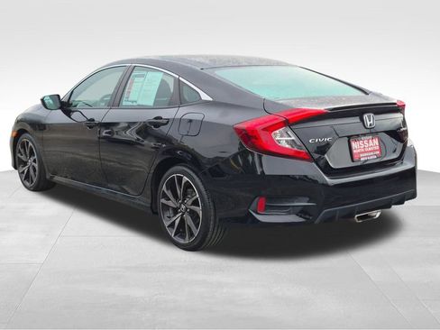 Used 2019 Honda Civic Sport image 8
