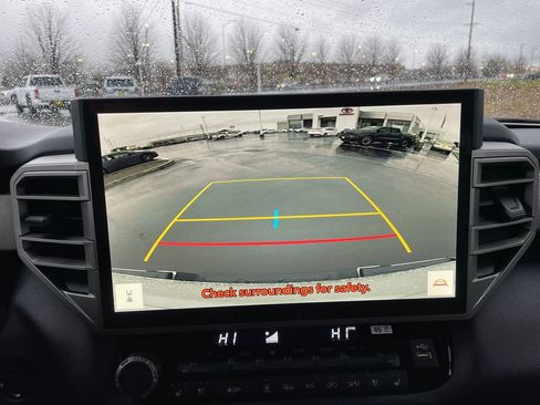 Used 2025 Toyota Tundra Limited image 27