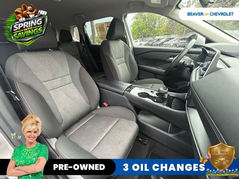 Used 2025 Nissan Rogue SV image 26