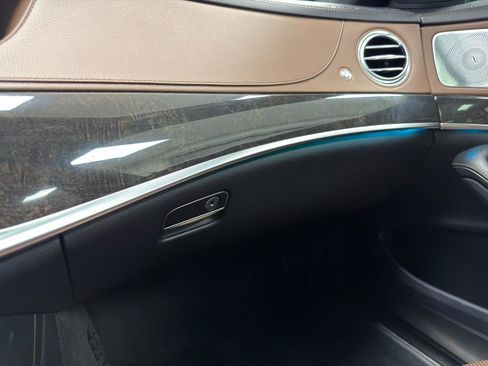 Used 2018 Mercedes-Benz S 560 S 560 4MATIC Sedan image 25