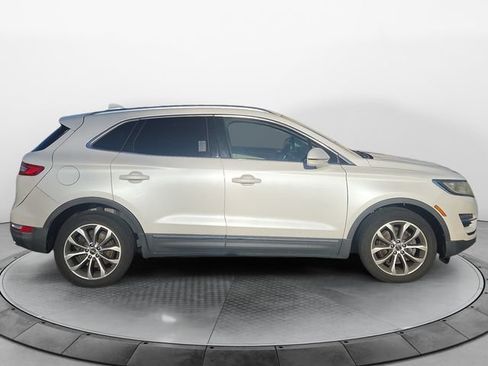 Used 2017 Lincoln MKC Select w/ Select Plus Package FWD image 6