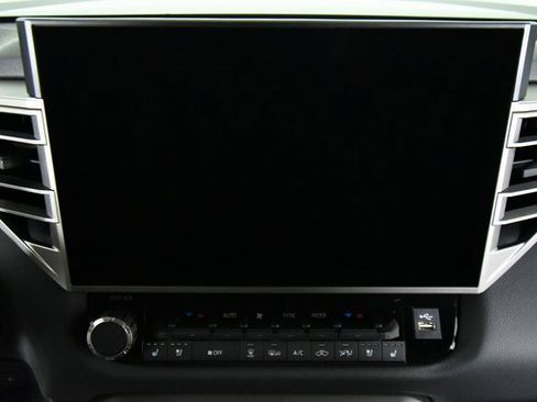 New 2026 Toyota Tundra Limited image 4