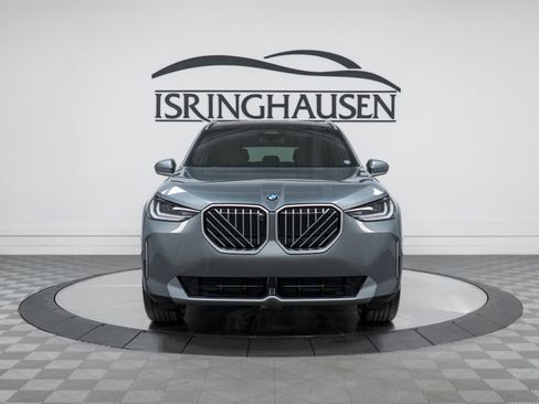 New 2026 BMW X3 xDrive30 w/ Premium Package image 2