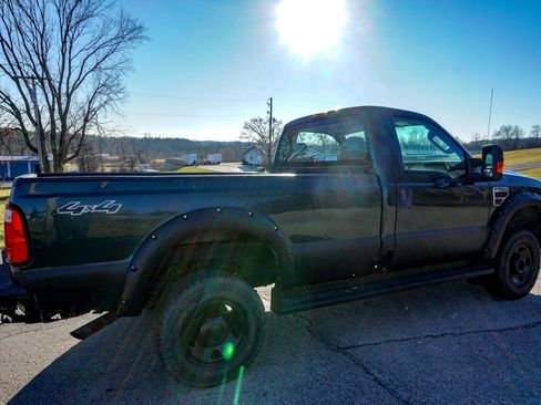 Used 2008 Ford F350 XLT image 9