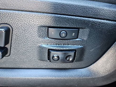 Used 2018 RAM 2500 Laramie w/ Convenience Group image 46