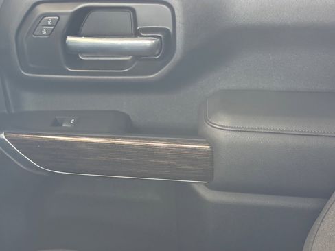 Used 2022 GMC Sierra 2500 SLE w/ SLE Convenience Package image 30